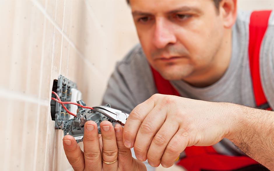 l'électricien Lisses